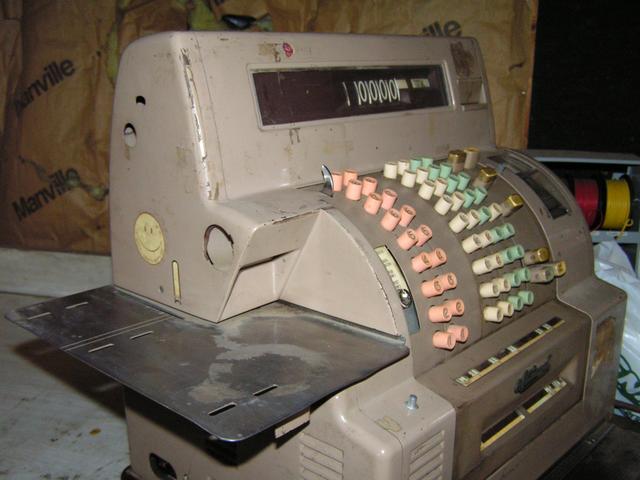 1970s shop cash register
